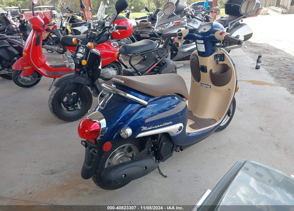 2018 HONDA NCW50 VIN: JH2AF7712JK200076