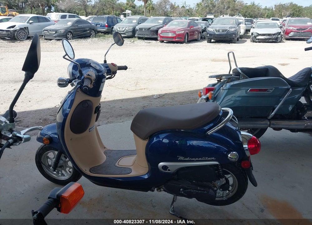 2018 HONDA NCW50 VIN: JH2AF7712JK200076