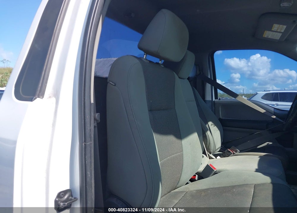 2017 FORD F-150 XL VIN: 1FTMF1C83HKD56885