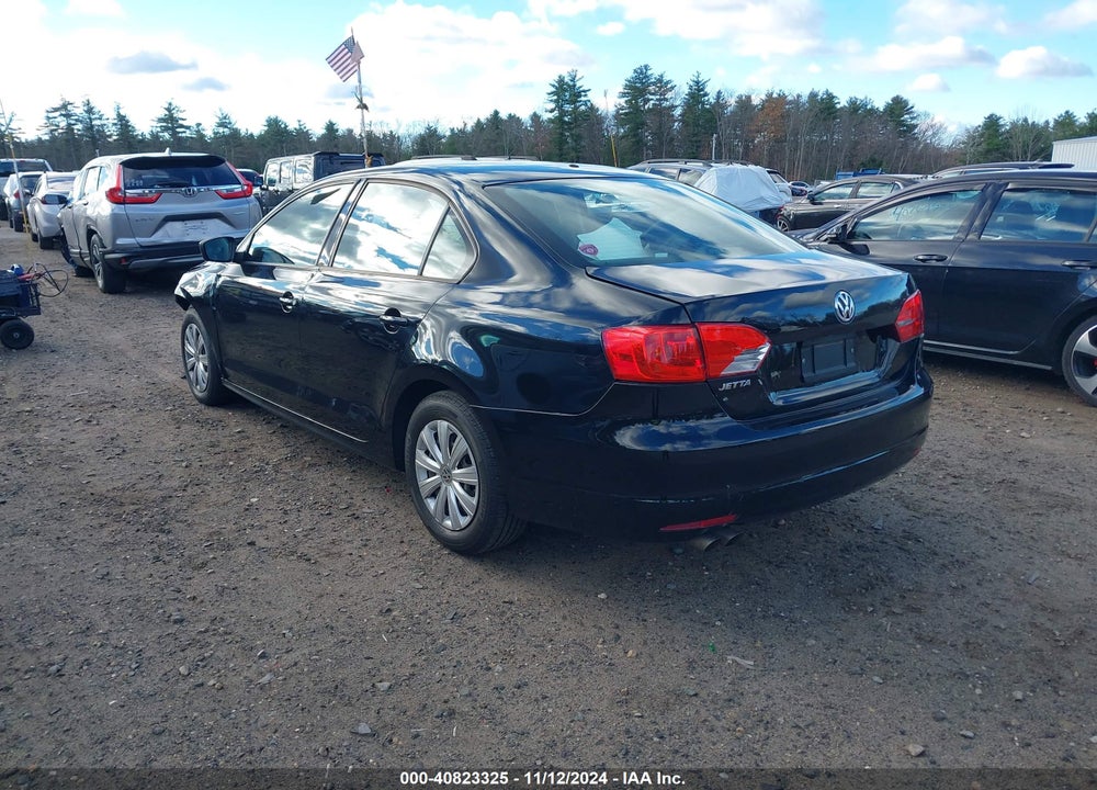 2014 VOLKSWAGEN JETTA 2.0L S VIN: 3VW2K7AJ6EM381292