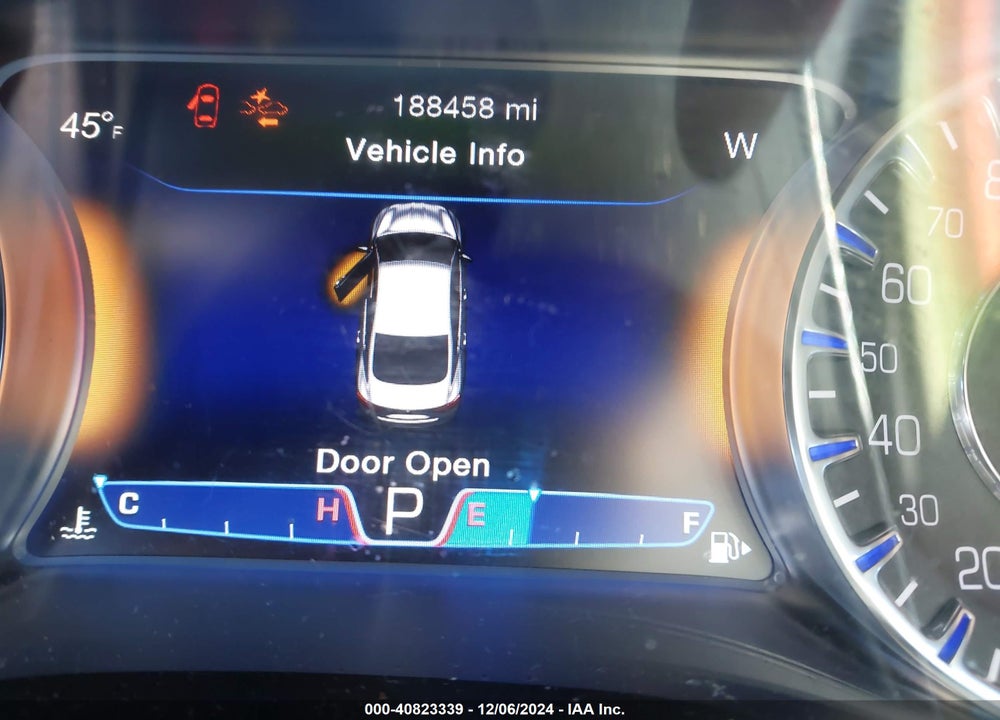 2015 CHRYSLER 200 C VIN: 1C3CCCCG7FN631942