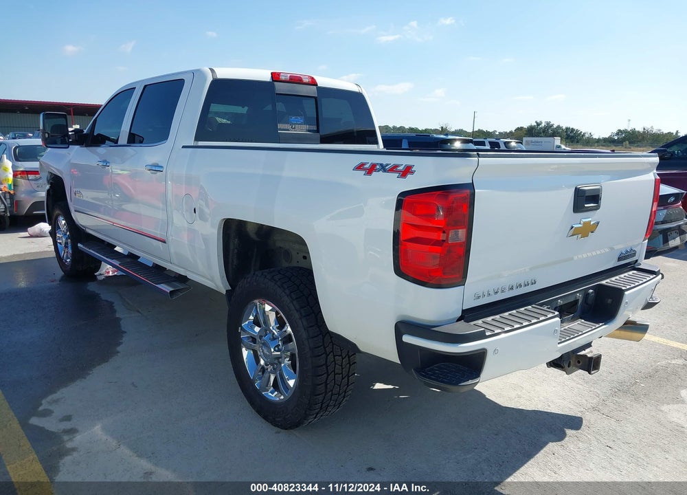 2015 CHEVROLET SILVERADO 2500HD VIN: 1GC1KXE83FF529289
