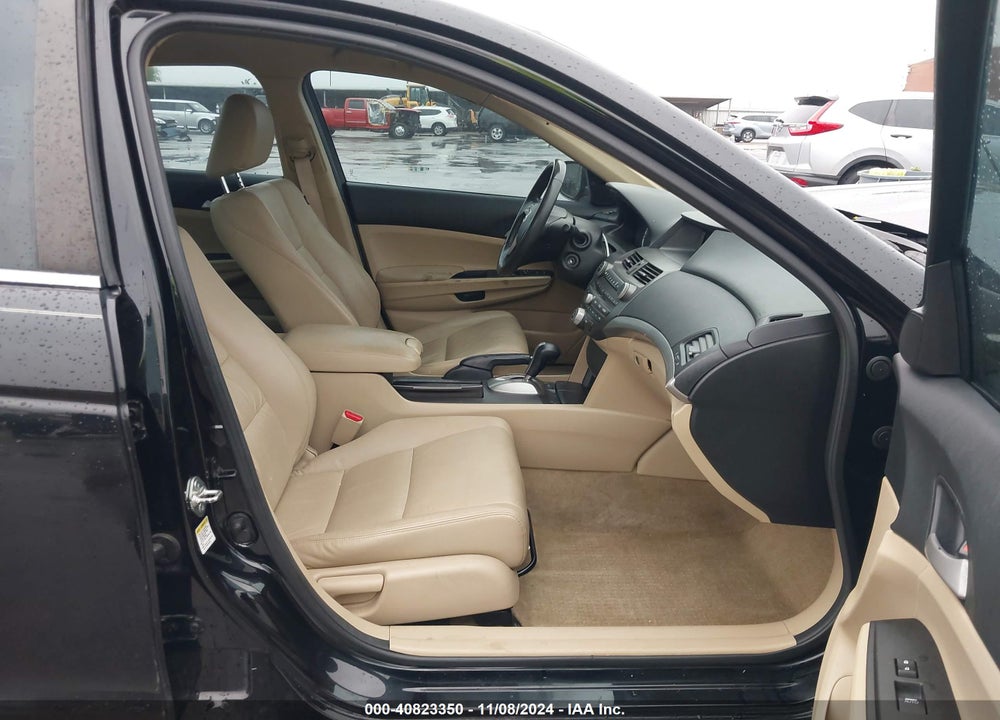 2012 HONDA ACCORD 2.4 SE VIN: 1HGCP2F68CA173877