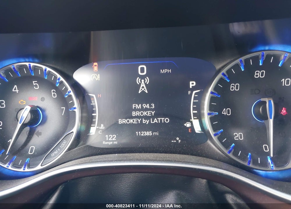 2017 CHRYSLER PACIFICA LIMITED VIN: 2C4RC1GG2HR748676