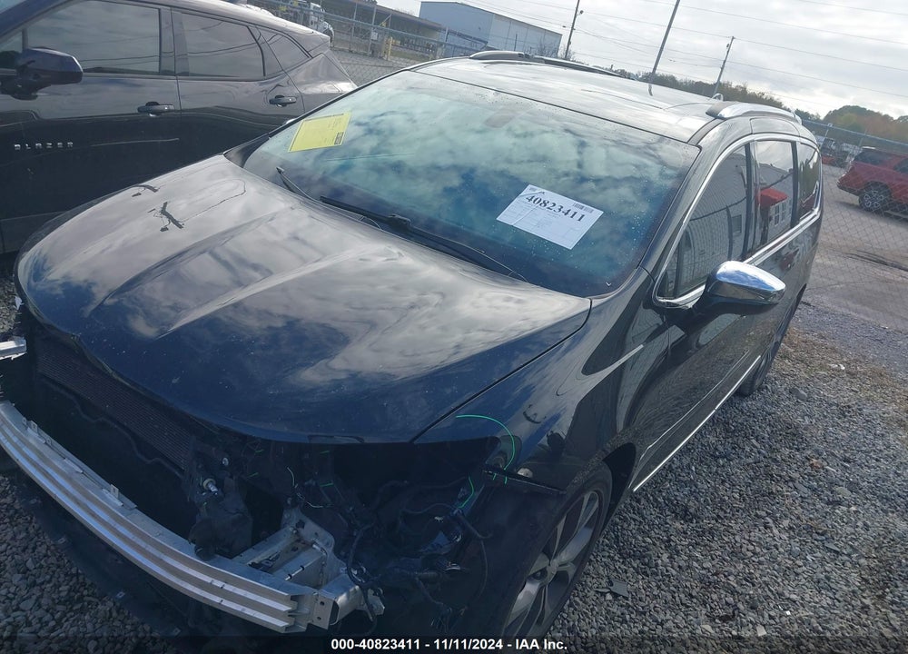 2017 CHRYSLER PACIFICA LIMITED VIN: 2C4RC1GG2HR748676