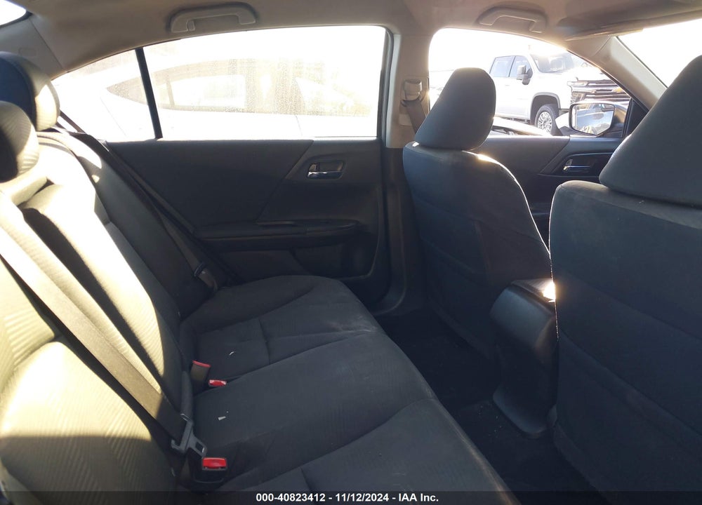 2017 HONDA ACCORD LX VIN: 1HGCR2F37HA235082