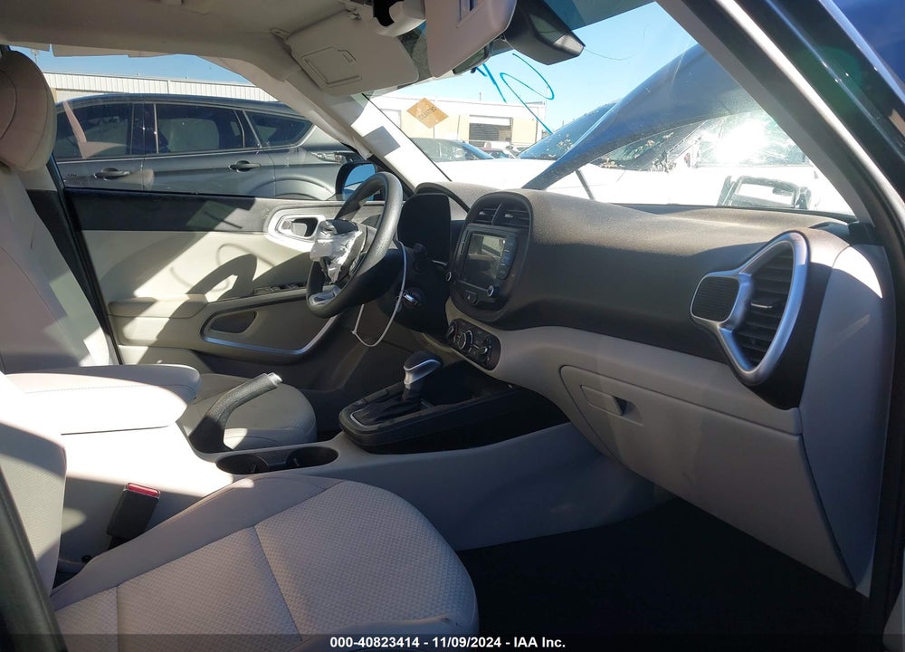 2023 KIA SOUL LX VIN: KNDJ23AU8P7202782