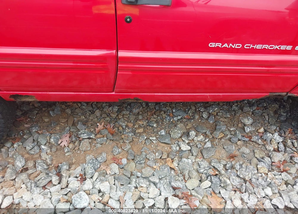 1998 JEEP GRAND CHEROKEE LAREDO VIN: 1J4GZ48S8WC319178