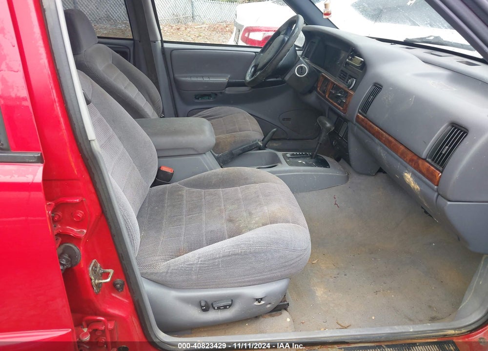 1998 JEEP GRAND CHEROKEE LAREDO VIN: 1J4GZ48S8WC319178