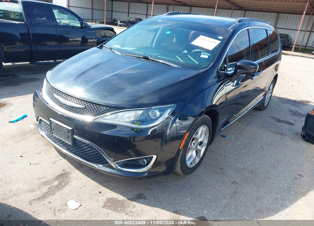 2017 CHRYSLER PACIFICA TOURING L VIN: 2C4RC1BGXHR809733