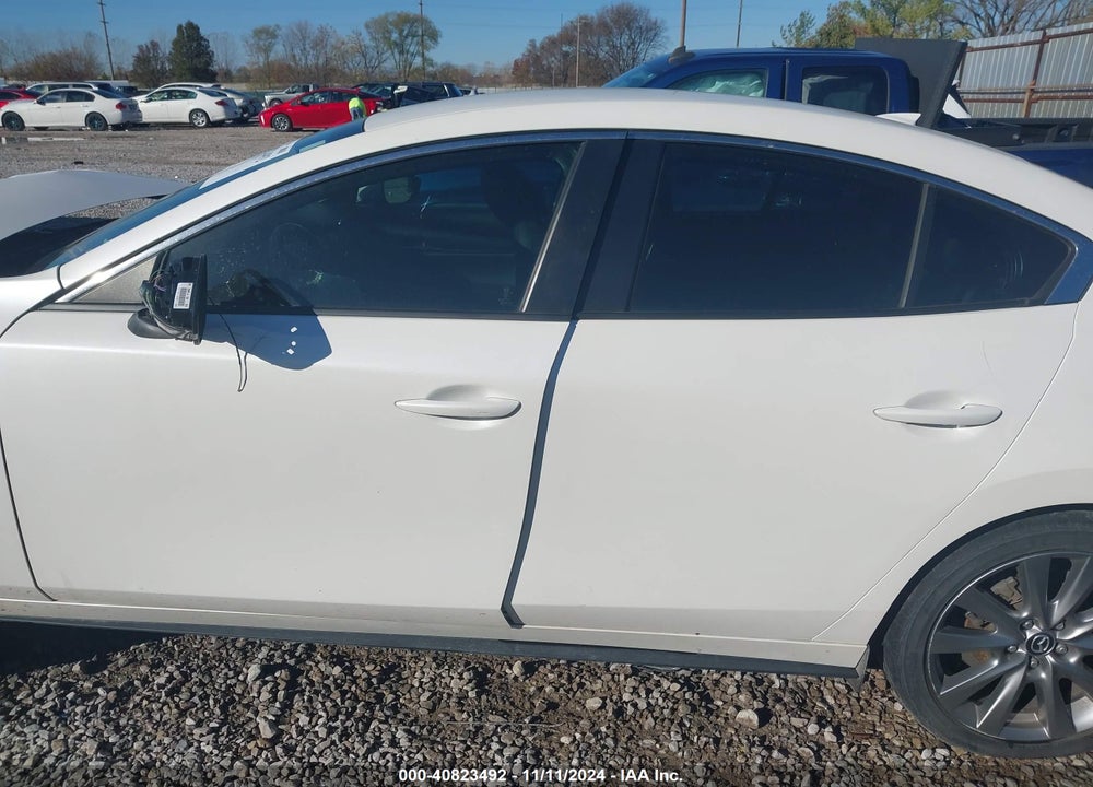 2020 MAZDA 3 PREFERRED PACKAGE VIN: JM1BPADLXL1172341