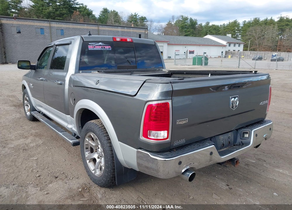 2013 RAM 1500 LAIE VIN: 1C6RR7NT7DS699282