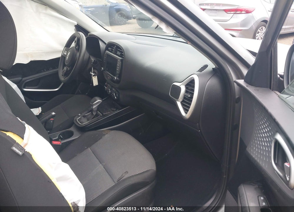 2022 KIA SOUL LX VIN: KNDJ23AU2N7807748
