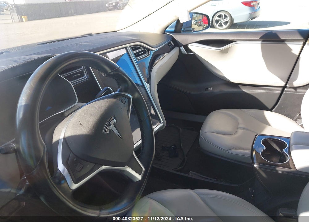 2014 TESLA MODEL S VIN: 5YJSA1H11EFP40531