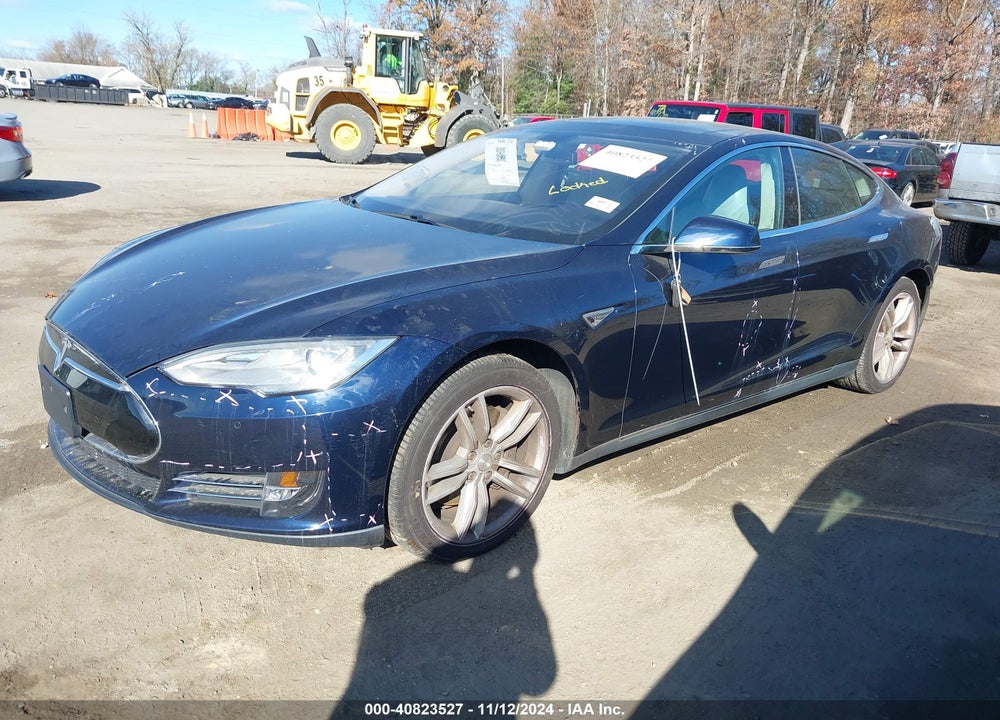 2014 TESLA MODEL S VIN: 5YJSA1H11EFP40531