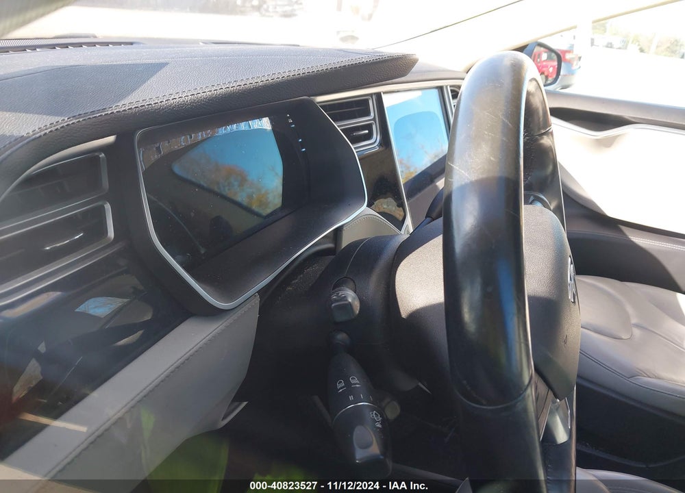 2014 TESLA MODEL S VIN: 5YJSA1H11EFP40531