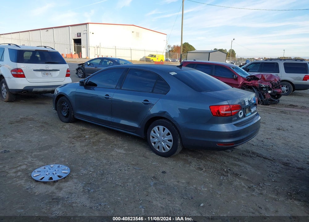 2015 VOLKSWAGEN JETTA 2.0L TDI S VIN: 3VWLA7AJ1FM323793
