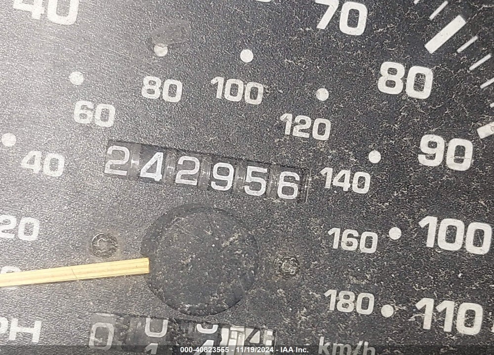 1996 TOYOTA 4RUNNER LIMITED VIN: JT3HN87R7T0042858