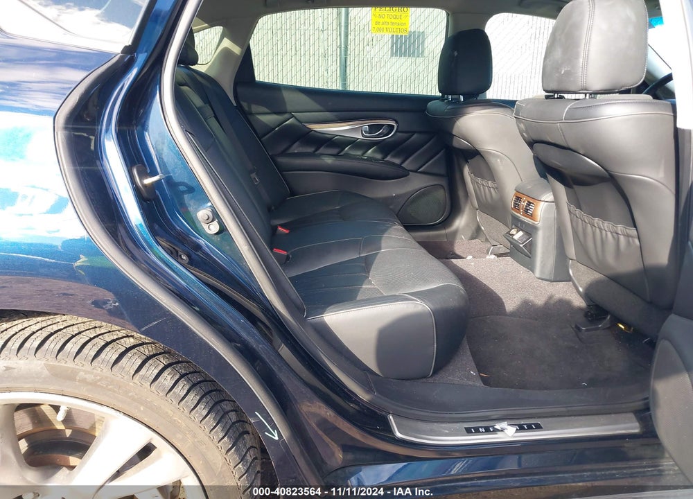 2015 INFINITI Q70L 3.7X VIN: JN1BY1PR0FM831319