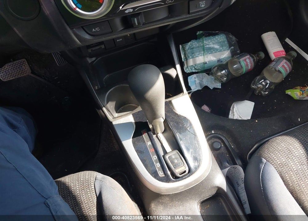 2016 HONDA FIT LX VIN: JHMGK5H57GS007272
