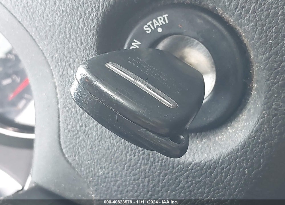 2013 CHRYSLER 200 LX VIN: 1C3CCBAB1DN734000