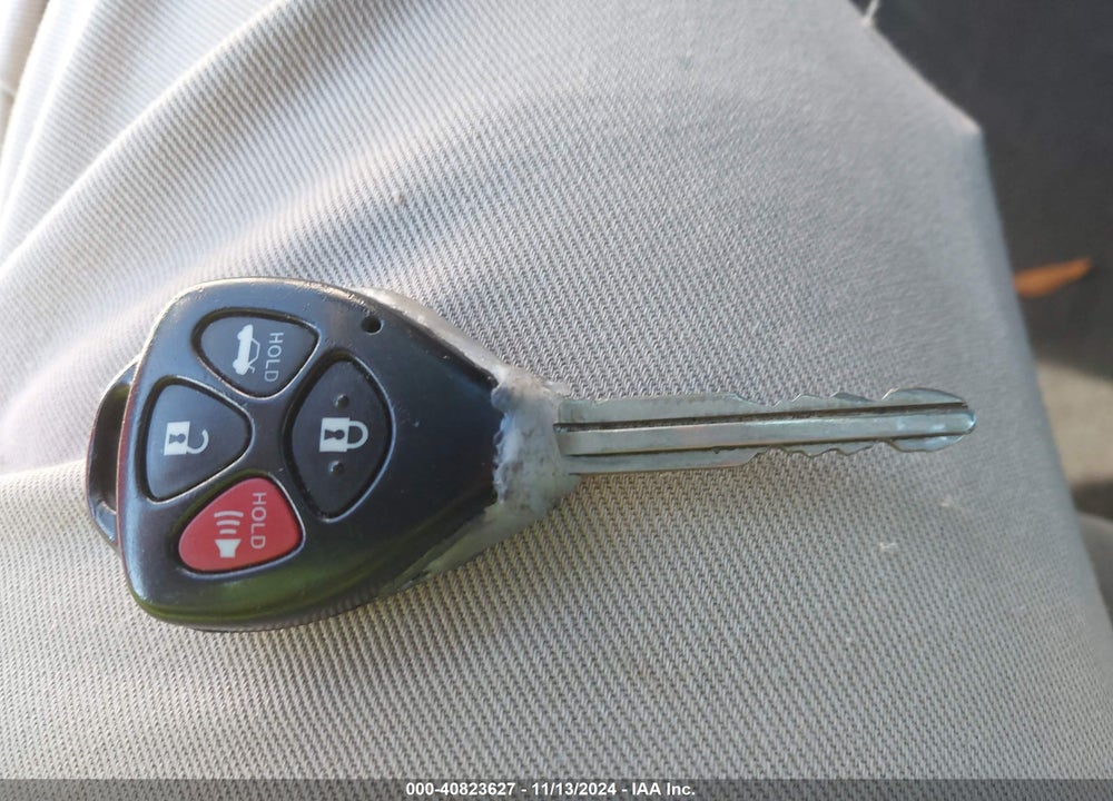 2013 TOYOTA COROLLA LE VIN: 2T1BU4EE0DC965977