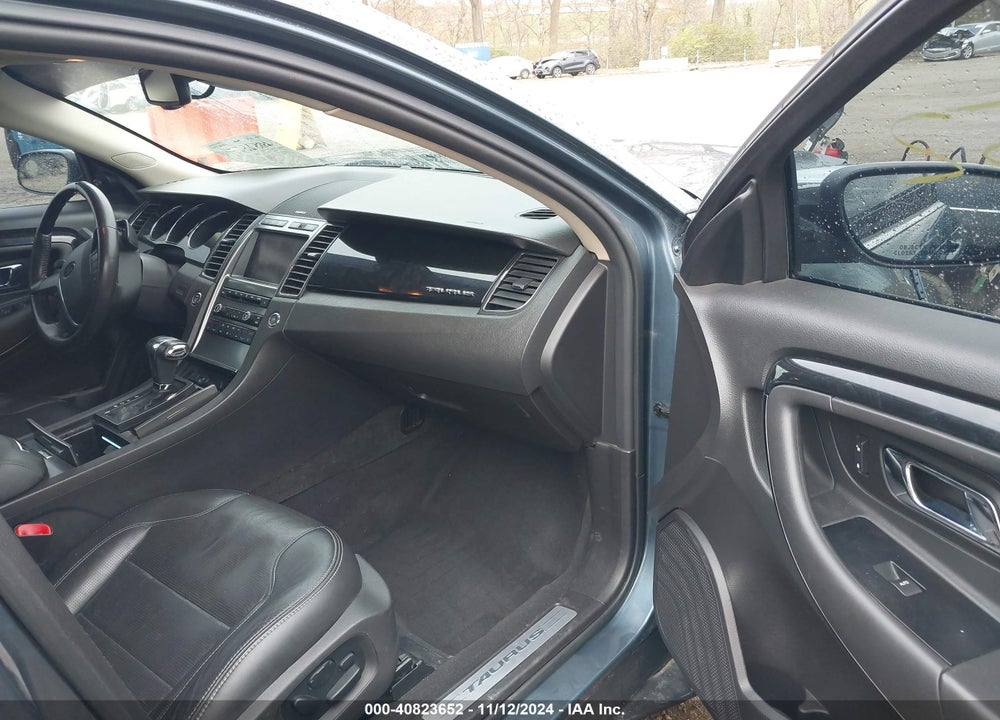 2010 FORD TAURUS LIMITED VIN: 1FAHP2JW3AG155122