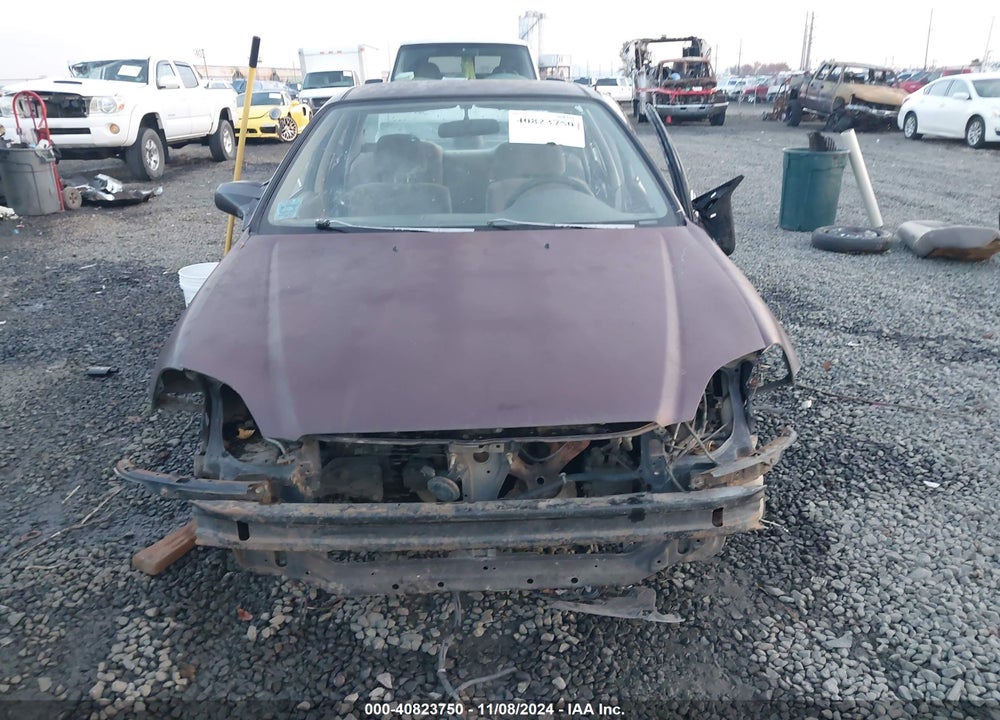 2000 HONDA CIVIC LX VIN: 1HGEJ6572YL024100