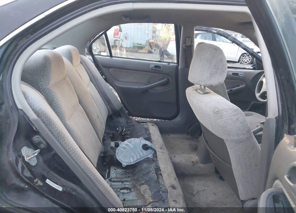 2000 HONDA CIVIC LX VIN: 1HGEJ6572YL024100