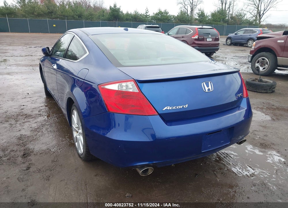 2008 HONDA ACCORD VIN: 1HGCS22888A011549
