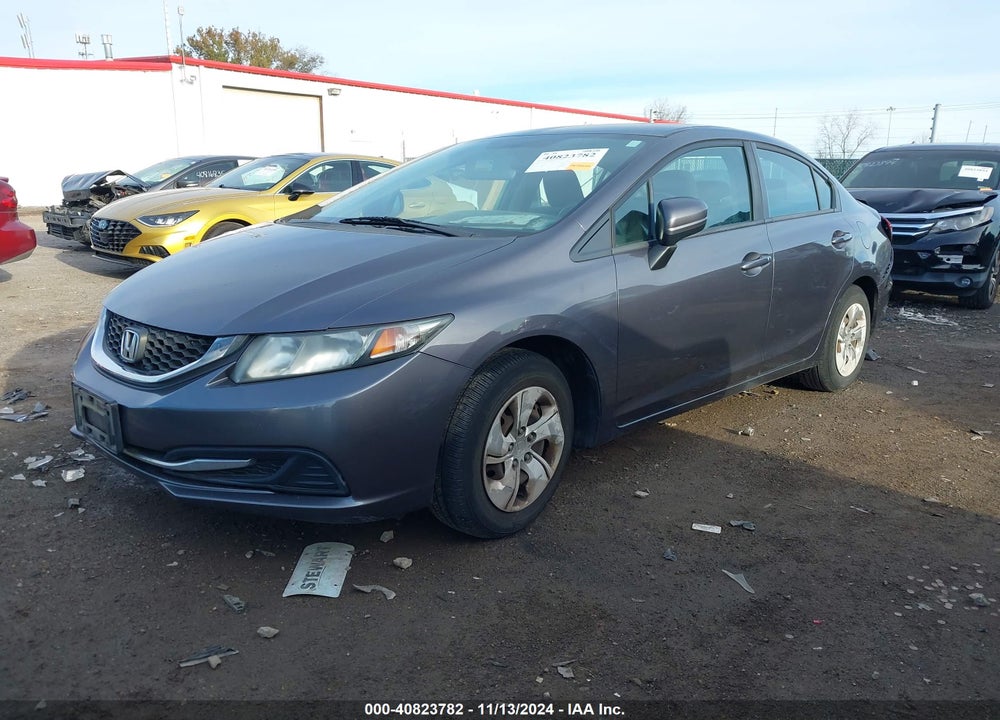 2014 HONDA CIVIC LX VIN: 19XFB2F57EE041551