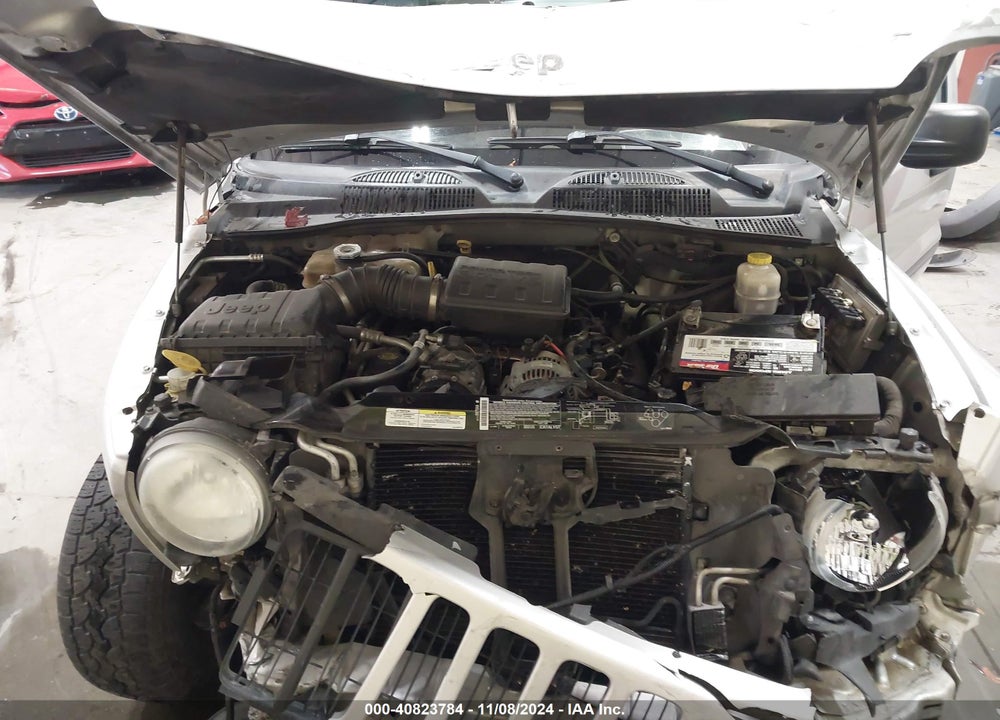 2003 JEEP LIBERTY SPORT VIN: 1J4GL48K73W643329