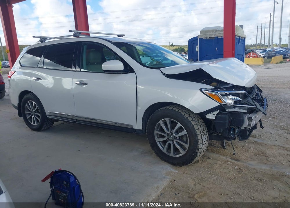2014 NISSAN PATHFINDER SL VIN: 5N1AR2MM5EC633419