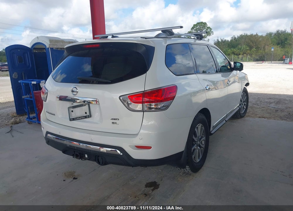 2014 NISSAN PATHFINDER SL VIN: 5N1AR2MM5EC633419