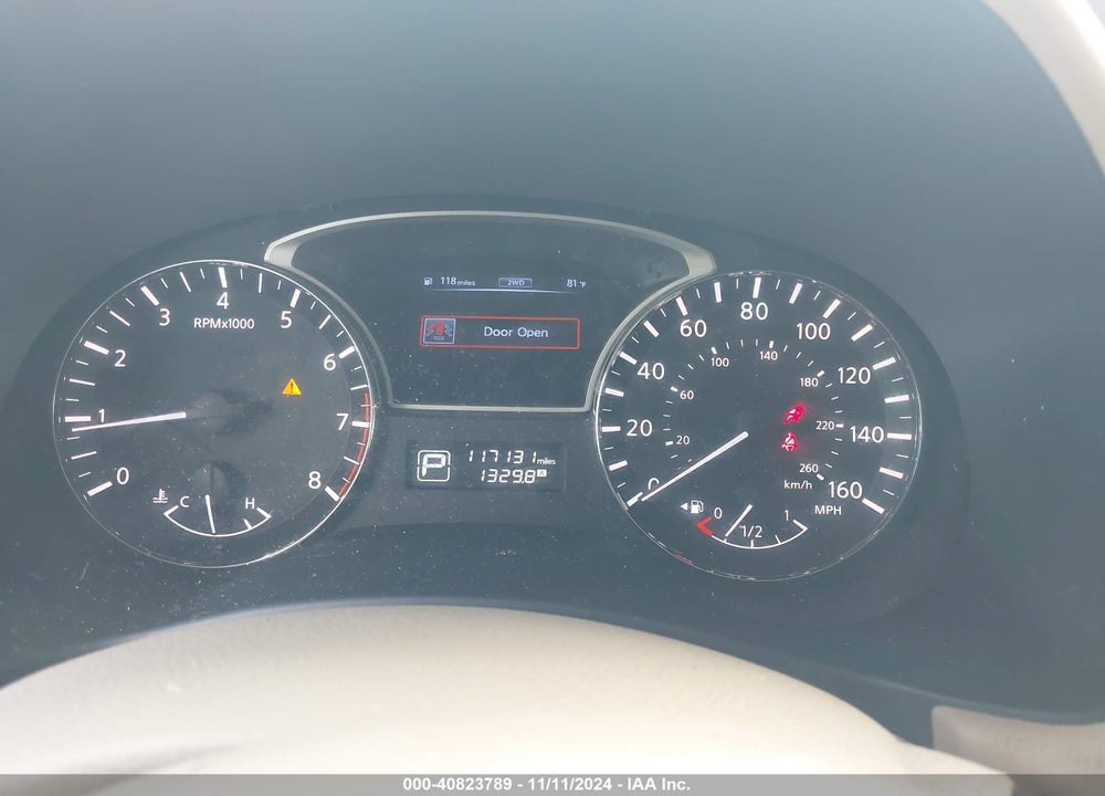 2014 NISSAN PATHFINDER SL VIN: 5N1AR2MM5EC633419