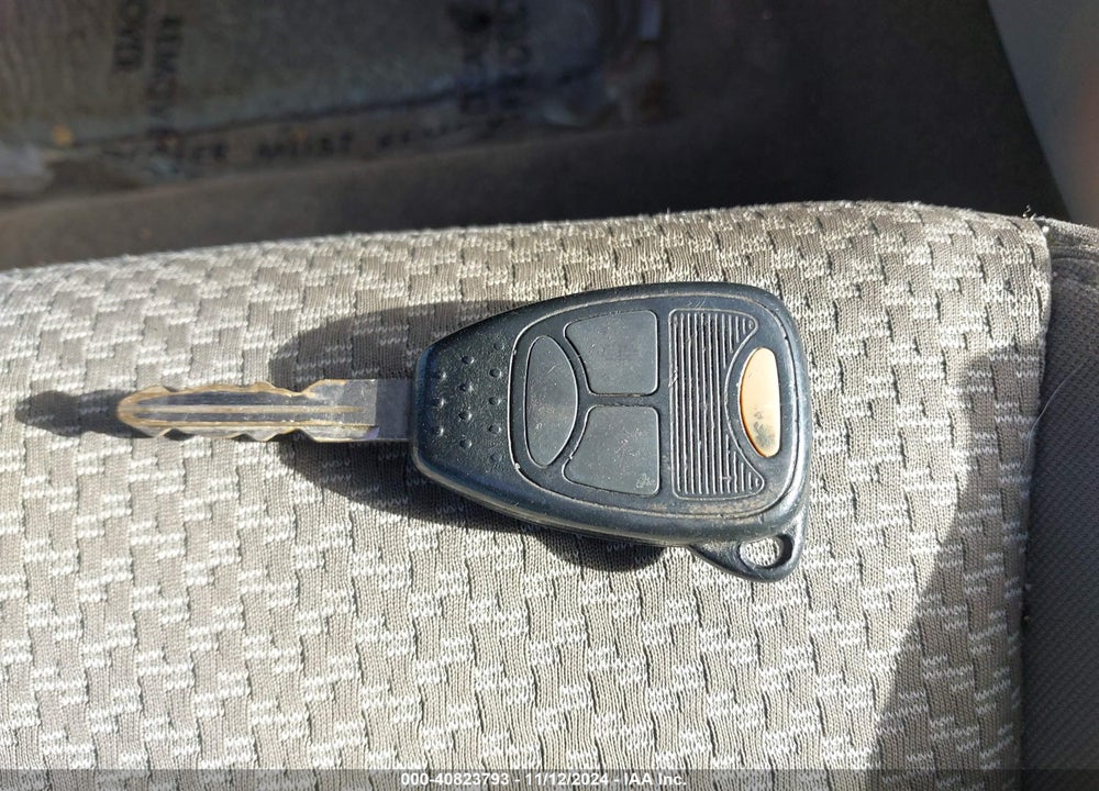 2008 CHRYSLER SEBRING LX VIN: 1C3LC45K08N641559