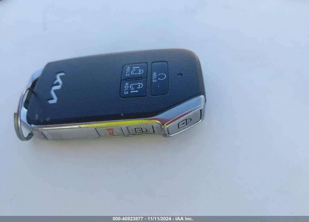 2022 KIA CARNIVAL MPV LX SEAT PACKAGE VIN: KNDNB4H32N6089239