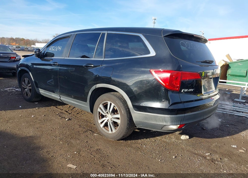 2017 HONDA PILOT EX-L VIN: 5FNYF6H63HB026828