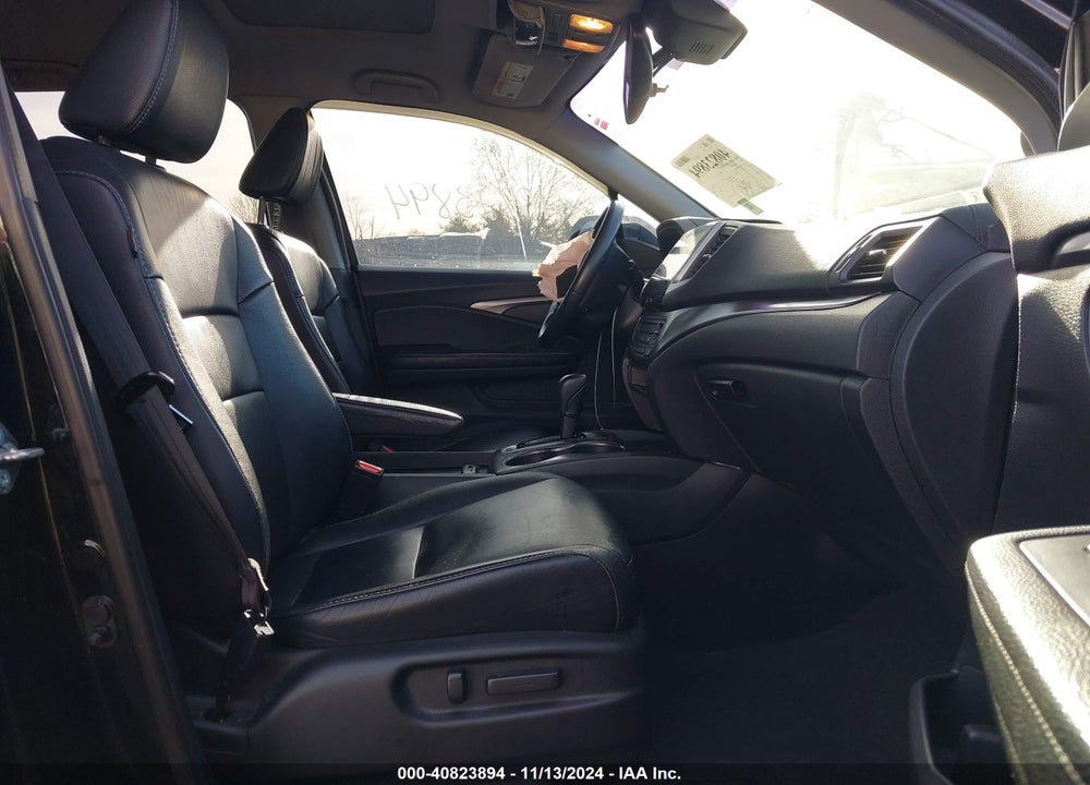 2017 HONDA PILOT EX-L VIN: 5FNYF6H63HB026828