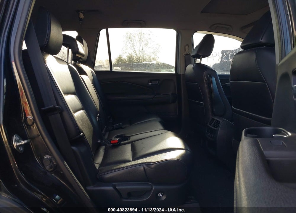 2017 HONDA PILOT EX-L VIN: 5FNYF6H63HB026828