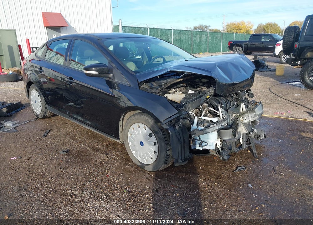 2014 FORD FOCUS SE VIN: 1FADP3F29EL356563