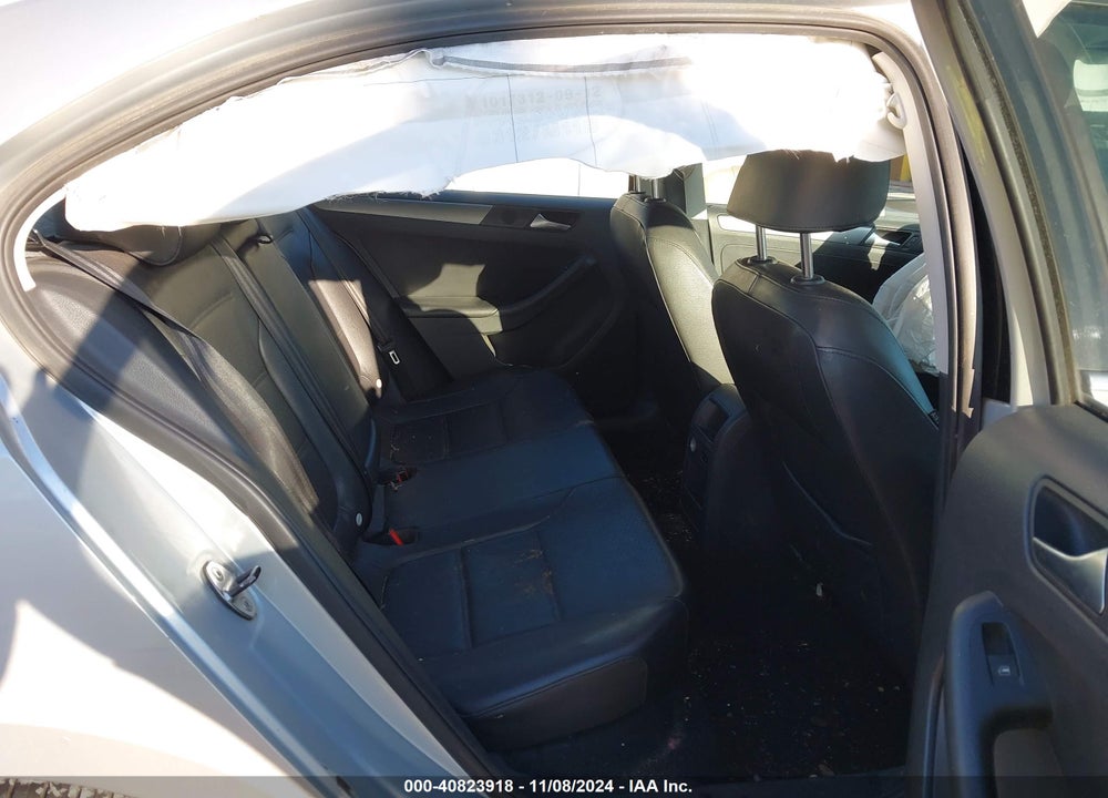 2013 VOLKSWAGEN JETTA 2.0L TDI VIN: 3VWLL7AJXDM419011