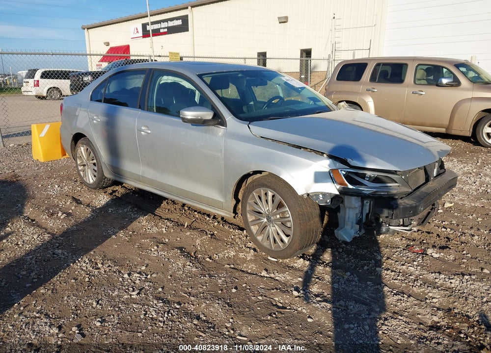 2013 VOLKSWAGEN JETTA 2.0L TDI VIN: 3VWLL7AJXDM419011