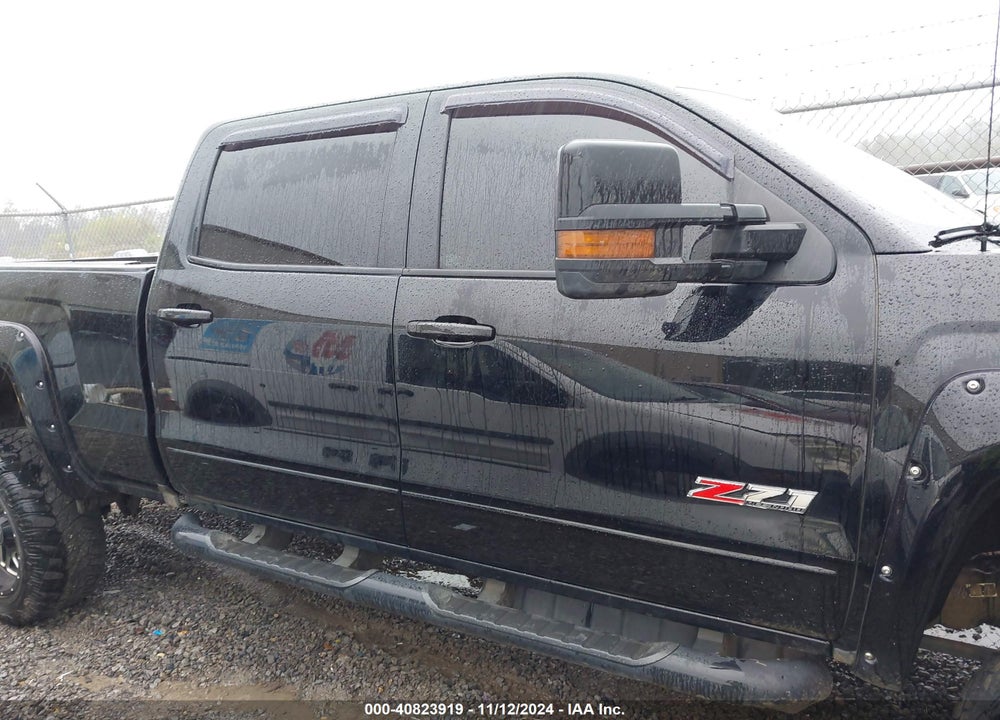 2017 CHEVROLET SILVERADO 2500HD LT VIN: 1GC1KVEY0HF131075