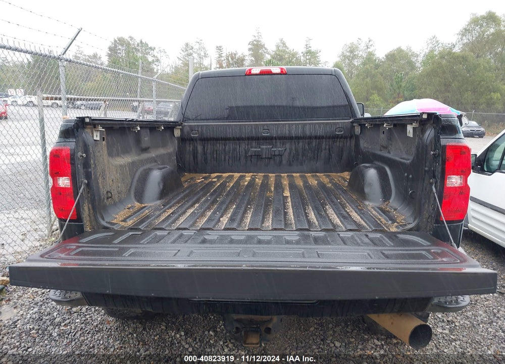 2017 CHEVROLET SILVERADO 2500HD LT VIN: 1GC1KVEY0HF131075