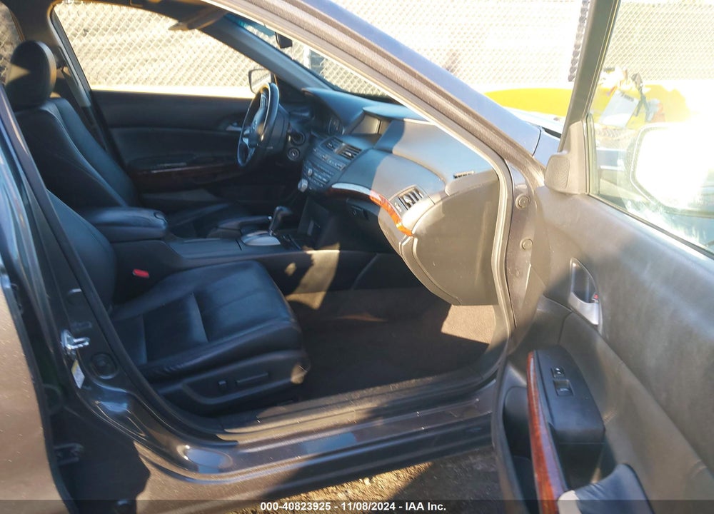 2012 HONDA CROSSTOUR EX-L VIN: 5J6TF1H51CL003892