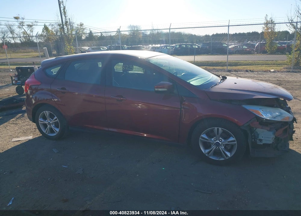 2014 FORD FOCUS SE VIN: 1FADP3K25EL310041