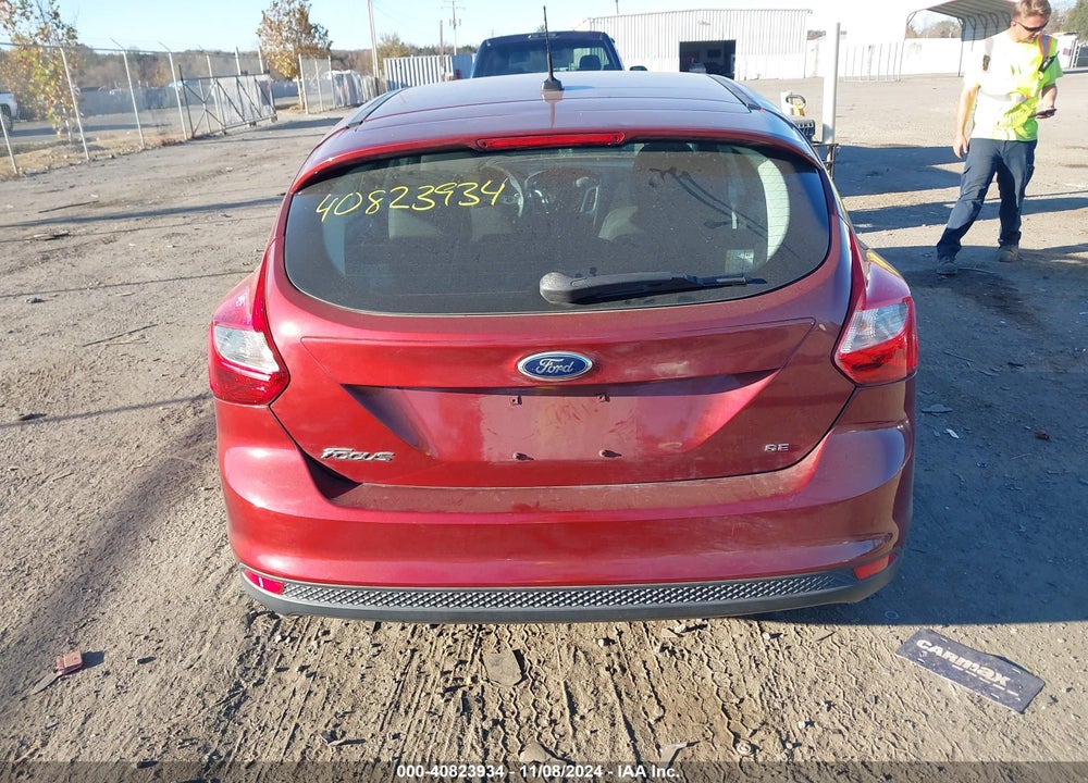 2014 FORD FOCUS SE VIN: 1FADP3K25EL310041