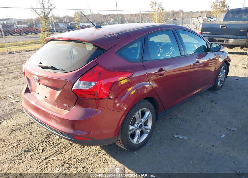2014 FORD FOCUS SE VIN: 1FADP3K25EL310041
