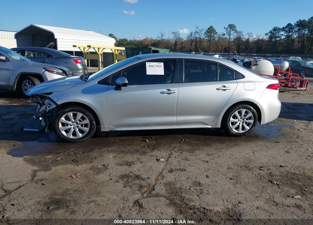 2021 TOYOTA COROLLA LE VIN: JTDEPMAE4MJ126901